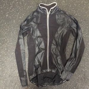 Lululemon black jacket like new sz 4